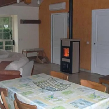 Hébergement de vacances Au Bas Chalonge By Interhome