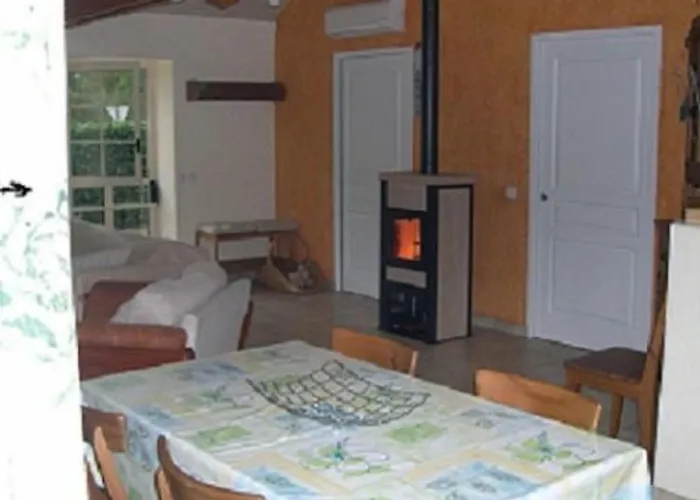 Hébergement de vacances Au Bas Chalonge By Interhome