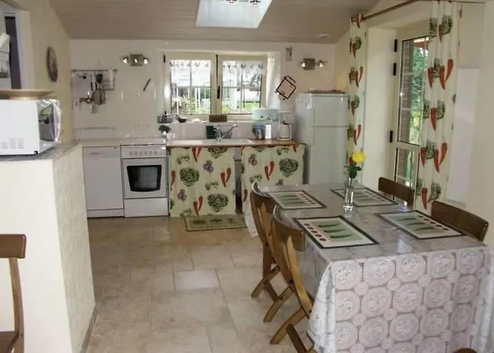 Au Bas Chalonge By Interhome *